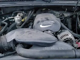 ✅ 2002 GMC Sierra 2500HD SLE • VIN: 1GTHK23U72F160531 • Lot: 87230754. Wystawiony na Copart z przebiegiem 214 658 mil. Bezpłatny archiwum sprzedaży aukcyjnych z USA i szczegółowy raport historii pojazdu na DreamBid. Zdjęcie 16.