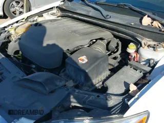 ✅ 2011 Chrysler 200 Touring • VIN: 1C3BC2EG5BN560365 • Lot: 43582081. Wystawiony na IAAI z przebiegiem 72 642 mil. Bezpłatny archiwum sprzedaży aukcyjnych z USA i szczegółowy raport historii pojazdu na DreamBid. Zdjęcie 12.