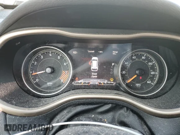 ✅ 2015 Jeep Cherokee Limited • VIN: 1C4PJMDS2FW740914 • Лот: 67731754. Опубликован ранее на Copart с пробегом 192 364 миль. Бесплатный доступ к архиву аукционных продаж из США и подробный отчёт об истории автомобиля на DreamBid. Изображение 9.