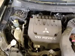 ✅ 2013 Mitsubishi Outlander GT • VIN: JA4JT5AX4DU000449 • Lot: 86948294. Wystawiony na Copart z przebiegiem 167 671 mil. Bezpłatny archiwum sprzedaży aukcyjnych z USA i szczegółowy raport historii pojazdu na DreamBid. Zdjęcie 16.