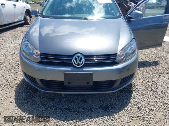 ✅ 2012 Volkswagen Jetta TDI w/Sunroof & Nav • VIN: 3VWPL7AJ5CM664895 • Lot: 42597082. Wystawiony na IAAI z przebiegiem 90 378 mil. Bezpłatny archiwum sprzedaży aukcyjnych z USA i szczegółowy raport historii pojazdu na DreamBid. Zdjęcie 6.