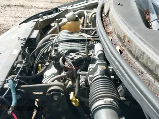 ✅ 2005 Ford Freestar SEL • VIN: 2FMZA52265BA42013 • Лот: 42515399. Опубликован ранее на IAAI с пробегом 163 572 миль. Бесплатный доступ к архиву аукционных продаж из США и подробный отчёт об истории автомобиля на DreamBid. Изображение 12.