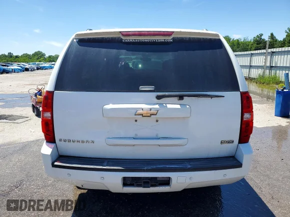 ✅ 2009 Chevrolet Suburban 2LT • VIN: 1GNFK26329R216255 • Лот: 51791066. Опубликован ранее на Copart с пробегом 203 152 миль. Бесплатный доступ к архиву аукционных продаж из США и подробный отчёт об истории автомобиля на DreamBid. Изображение 6.