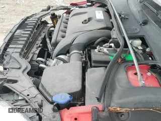 ✅ 2015 Volvo S60 T6 R-Design Platinum • VIN: YV1902THXF2299606 • Lot: 41654809. Listed on IAAI with 100,824 mi. Free auction sales archive from the USA and detailed vehicle history report at DreamBid. Image 20.