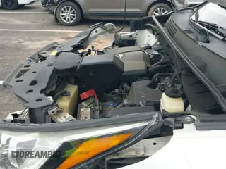 ✅ 2017 Toyota Highlander Limited Platinum • VIN: 5TDYZRFH0HS195293 • Lot: 43510677. Listed on IAAI with 152,768 mi. Free auction sales archive from the USA and detailed vehicle history report at DreamBid. Image 21.