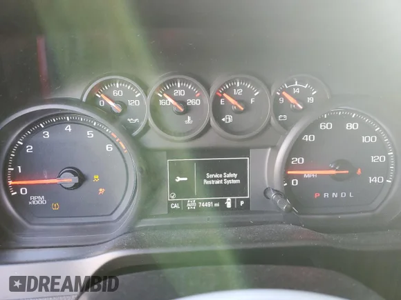 ✅ 2020 Chevrolet Silverado 1500 Custom • VIN: 1GCRYBEF9LZ254816 • Lot: 85382294. Wystawiony na Copart z przebiegiem 74 491 mil. Bezpłatny archiwum sprzedaży aukcyjnych z USA i szczegółowy raport historii pojazdu na DreamBid. Zdjęcie 9.