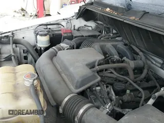 ✅ 2013 Nissan NV SV • VIN: 1N6BF0LY5DN110802 • Lot: 39917294. Wystawiony na IAAI z przebiegiem 197 172 mil. Bezpłatny archiwum sprzedaży aukcyjnych z USA i szczegółowy raport historii pojazdu na DreamBid. Zdjęcie 12.