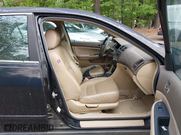 ✅ 2007 Honda Accord LX SE • VIN: 1HGCM66487A086355 • Лот: 45370534. Опубликован ранее на IAAI с пробегом 197 817 миль. Бесплатный доступ к архиву аукционных продаж из США и подробный отчёт об истории автомобиля на DreamBid. Изображение 5.