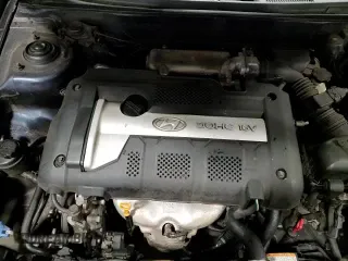 ✅ 2006 Hyundai Elantra GLS • VIN: KMHDN46D76U318716 • Lot: 85810394. Wystawiony na Copart z przebiegiem 104 357 mil. Bezpłatny archiwum sprzedaży aukcyjnych z USA i szczegółowy raport historii pojazdu na DreamBid. Zdjęcie 16.