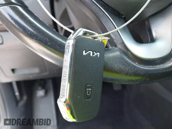 ✅ 2022 Kia Niro LX • VIN: KNDCB3LC8N5535523 • Лот: 42735943. Опубліковано раніше на IAAI з пробігом 116 747 миль. Безкоштовний доступ до архіву аукціонних продажів зі США та докладний звіт про історію автомобіля на DreamBid. Зображення 11.
