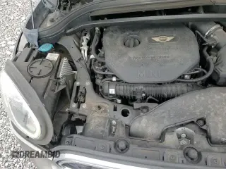 ✅ 2018 MINI Countryman Cooper S • VIN: WMZYT5C38J3D82858 • Lot: 85156355. Wystawiony na Copart z przebiegiem 89 452 mil. Bezpłatny archiwum sprzedaży aukcyjnych z USA i szczegółowy raport historii pojazdu na DreamBid. Zdjęcie 14.