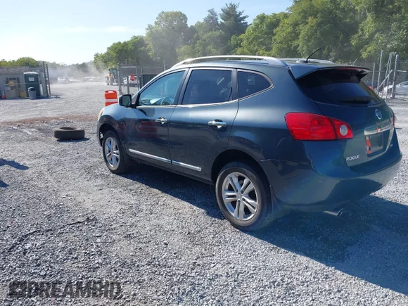 ✅ 2012 Nissan Rogue SV • VIN: JN8AS5MV9CW711039 • Lot: 43185813. Wystawiony na IAAI z przebiegiem 159 460 mil. Bezpłatny archiwum sprzedaży aukcyjnych z USA i szczegółowy raport historii pojazdu na DreamBid. Zdjęcie 3.