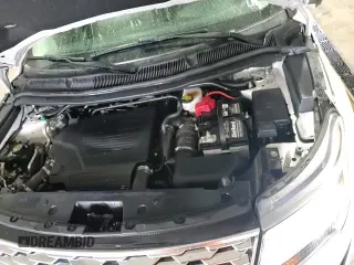 ✅ 2019 Ford Explorer Platinum • VIN: 1FM5K8HT4KGA74766 • Lot: 84027855. Listed on Copart with 98,656 mi. Free auction sales archive from the USA and detailed vehicle history report at DreamBid. Image 15.