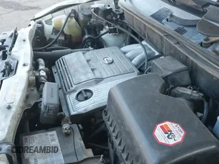 ✅ 2000 Lexus RX 300 • VIN: JT6GF10U0Y0080649 • Lot: 43647089. Listed on IAAI with 157,668 mi. Free auction sales archive from the USA and detailed vehicle history report at DreamBid. Image 20.