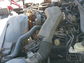 ✅ 1995 Ford Crown Victoria LX • VIN: 2FALP74W8SX206290 • Lot: 43082904. Wystawiony na IAAI z przebiegiem 76 453 mil. Bezpłatny archiwum sprzedaży aukcyjnych z USA i szczegółowy raport historii pojazdu na DreamBid. Zdjęcie 13.