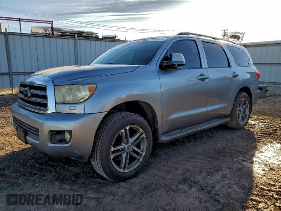✅ 2013 Toyota Sequoia SR5 • VIN: 5TDZY5G19DS046134 • Lot: 96200535. Listed on Copart with 126,396 mi. Free auction sales archive from the USA and detailed vehicle history report at DreamBid. Image 1.
