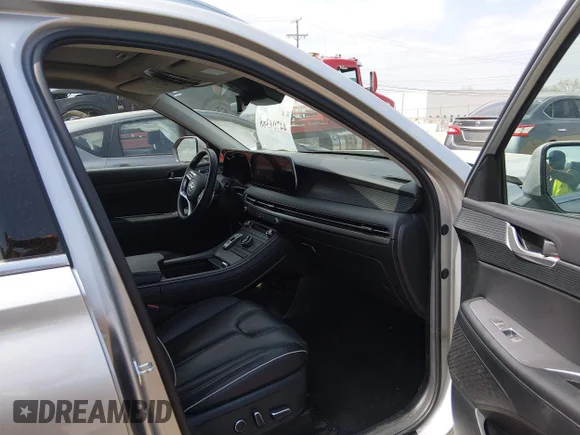✅ 2024 Hyundai Palisade Limited • VIN: KM8R54GE4RU726060 • Lot: 44704388. Wystawiony na IAAI z przebiegiem 42 419 mil. Bezpłatny archiwum sprzedaży aukcyjnych z USA i szczegółowy raport historii pojazdu na DreamBid. Zdjęcie 5.