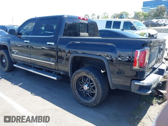 ✅ 2018 GMC Sierra 1500 SLT • VIN: 3GTP1NEC7JG112934 • Lot: 43055845. Wystawiony na IAAI z przebiegiem 104 152 mil. Bezpłatny archiwum sprzedaży aukcyjnych z USA i szczegółowy raport historii pojazdu na DreamBid. Zdjęcie 3.