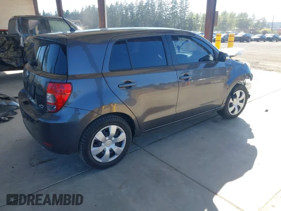 ✅ 2008 Scion xD • VIN: JTKKU10438J011983 • Лот: 43206434. Опубліковано раніше на IAAI з пробігом 175 099 миль. Безкоштовний доступ до архіву аукціонних продажів зі США та докладний звіт про історію автомобіля на DreamBid. Зображення 4.