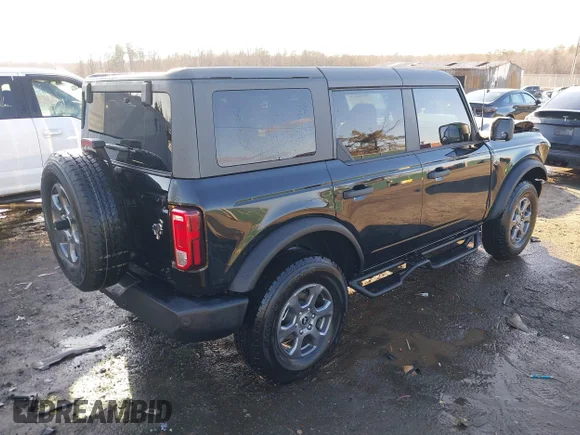 ✅ 2025 Ford Bronco Big Bend • VIN: 1FMDE7BH2SLB37128 • Лот: 44406829. Опубліковано раніше на IAAI з пробігом 5 478 миль. Безкоштовний доступ до архіву аукціонних продажів зі США та докладний звіт про історію автомобіля на DreamBid. Зображення 4.