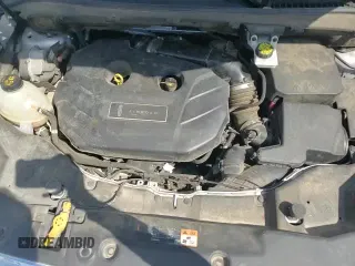 ✅ 2019 Lincoln MKC Select • VIN: 5LMCJ2C9XKUL17515 • Lot: 81739925. Wystawiony na Copart z przebiegiem 59 215 mil. Bezpłatny archiwum sprzedaży aukcyjnych z USA i szczegółowy raport historii pojazdu na DreamBid. Zdjęcie 15.