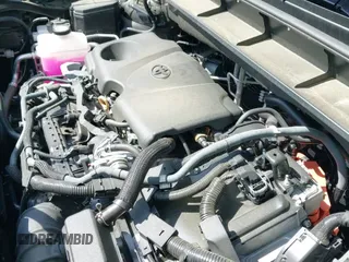 ✅ 2024 Toyota Highlander Hybrid XLE • VIN: 5TDKARAH3RS529855 • Лот: 42295337. Опубликован ранее на IAAI с пробегом 28 850 миль. Бесплатный доступ к архиву аукционных продаж из США и подробный отчёт об истории автомобиля на DreamBid. Изображение 19.