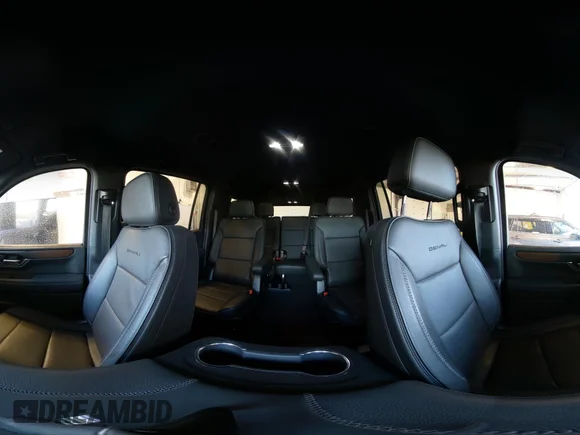 ✅ 2025 GMC Yukon XL Denali • VIN: 1GKS2JRL0SR247849 • Lot: 44343590. Wystawiony na IAAI z przebiegiem 25 805 mil. Bezpłatny archiwum sprzedaży aukcyjnych z USA i szczegółowy raport historii pojazdu na DreamBid. Zdjęcie 19.
