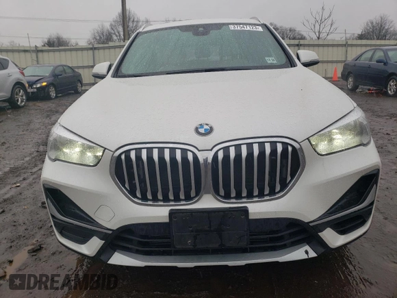 ✅ 2020 BMW X1 xDrive28i • VIN: WBXJG9C00L5P50833 • Лот: 37547123. Опубліковано раніше на Copart з пробігом 37 039 миль. Безкоштовний доступ до архіву аукціонних продажів зі США та докладний звіт про історію автомобіля на DreamBid. Зображення 5.