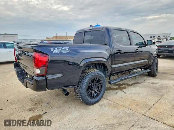 ✅ 2022 Toyota Tacoma SR • VIN: 3TYAX5GN9NT061984 • Лот: 54673166. Опубліковано раніше на Copart з пробігом 12 837 миль. Безкоштовний доступ до архіву аукціонних продажів зі США та докладний звіт про історію автомобіля на DreamBid. Зображення 3.