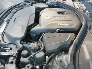 ✅ 2019 BMW 4 Series 430i • VIN: WBA4J1C57KBM12125 • Lot: 43781037. Wystawiony na IAAI z przebiegiem 111 115 mil. Bezpłatny archiwum sprzedaży aukcyjnych z USA i szczegółowy raport historii pojazdu na DreamBid. Zdjęcie 22.