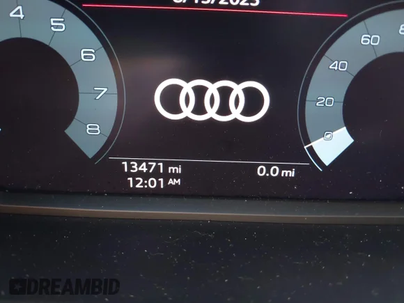 ✅ 2022 Audi Q3 S line Premium • VIN: WA1DECF31N1075839 • Lot: 43082479. Wystawiony na IAAI z przebiegiem 13 471 mil. Bezpłatny archiwum sprzedaży aukcyjnych z USA i szczegółowy raport historii pojazdu na DreamBid. Zdjęcie 7.