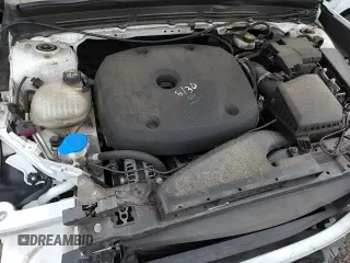 ✅ 2019 Volvo XC40 R-Design • VIN: YV4162UM0K2128156 • Лот: 63665795. Опубликован ранее на Copart с пробегом 77 411 миль. Бесплатный доступ к архиву аукционных продаж из США и подробный отчёт об истории автомобиля на DreamBid. Изображение 14.