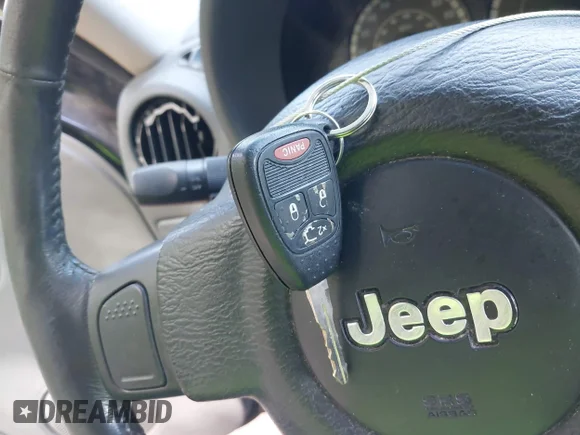 ✅ 2006 Jeep Liberty Sport • VIN: 1J4GL48K76W142302 • Lot: 42310169. Listed on IAAI with 204,020 mi. Free auction sales archive from the USA and detailed vehicle history report at DreamBid. Image 11.
