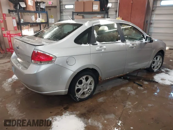 ✅ 2009 Ford Focus SES • VIN: 1FAHP36N89W174773 • Лот: 43813722. Опубликован ранее на IAAI с пробегом 164 663 миль. Бесплатный доступ к архиву аукционных продаж из США и подробный отчёт об истории автомобиля на DreamBid. Изображение 4.