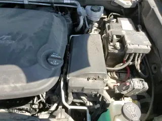 ✅ 2018 GMC Canyon 4WD Denali • VIN: 1GTG6EEN5J1329416 • Лот: 83925135. Опубликован ранее на Copart с пробегом 120 155 миль. Бесплатный доступ к архиву аукционных продаж из США и подробный отчёт об истории автомобиля на DreamBid. Изображение 14.