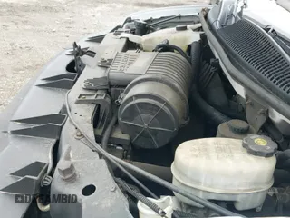 ✅ 2014 GMC Savana Cargo • VIN: 1GTZ7TCG1E1120033 • Lot: 42086444. Wystawiony na IAAI z przebiegiem 208 793 mil. Bezpłatny archiwum sprzedaży aukcyjnych z USA i szczegółowy raport historii pojazdu na DreamBid. Zdjęcie 19.