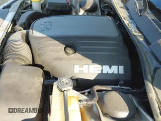 ✅ 2009 Chrysler 300 C Hemi • VIN: 2C3KA63TX9H599968 • Lot: 42819510. Wystawiony na IAAI z przebiegiem 23 101 mil. Bezpłatny archiwum sprzedaży aukcyjnych z USA i szczegółowy raport historii pojazdu na DreamBid. Zdjęcie 19.