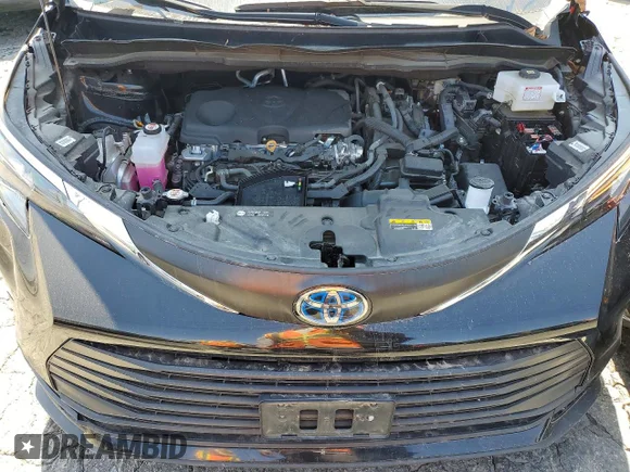 ✅ 2025 Toyota Sienna LE • VIN: 5TDKRKEC2SS240227 • Lot: 56510566. Wystawiony na Copart z przebiegiem 38 338 mil. Bezpłatny archiwum sprzedaży aukcyjnych z USA i szczegółowy raport historii pojazdu na DreamBid. Zdjęcie 12.