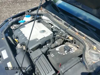 ✅ 2014 Volkswagen Jetta TDI w/Premium/Nav • VIN: 3VWLL7AJ3EM232789 • Lot: 42737539. Listed on IAAI with 60,263 mi. Free auction sales archive from the USA and detailed vehicle history report at DreamBid. Image 13.