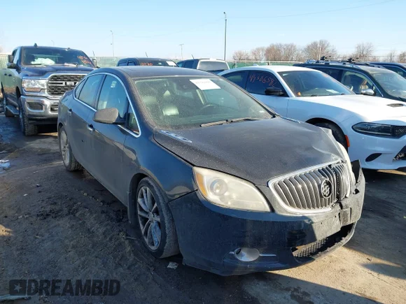 ✅ 2015 Buick Verano Group • VIN: 1G4PS5SKXF4138730 • Лот: 44392800. Опубліковано раніше на IAAI з пробігом 171 191 миль. Безкоштовний доступ до архіву аукціонних продажів зі США та докладний звіт про історію автомобіля на DreamBid. Зображення 1.