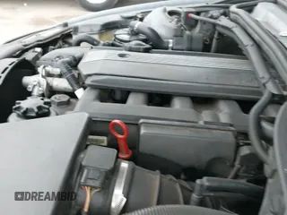 ✅ 2006 BMW 3 Series 330Ci • VIN: WBABD53406PL17475 • Lot: 41722800. Wystawiony na IAAI z przebiegiem 180 559 mil. Bezpłatny archiwum sprzedaży aukcyjnych z USA i szczegółowy raport historii pojazdu na DreamBid. Zdjęcie 19.