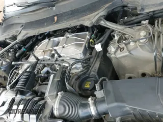 ✅ 2018 Land Rover Range Rover HSE • VIN: SALGS2SV4JA396886 • Lot: 41783693. Wystawiony na IAAI z przebiegiem 102 611 mil. Bezpłatny archiwum sprzedaży aukcyjnych z USA i szczegółowy raport historii pojazdu na DreamBid. Zdjęcie 18.