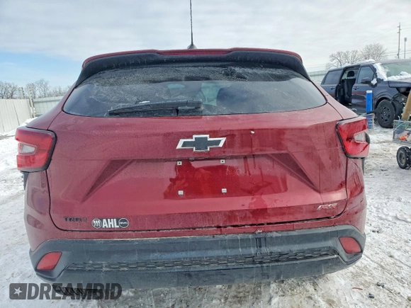 ✅ 2024 Chevrolet Trax 1RS • VIN: KL77LGE23RC112910 • Lot: 74857645. Wystawiony na Copart z przebiegiem 33 345 mil. Bezpłatny archiwum sprzedaży aukcyjnych z USA i szczegółowy raport historii pojazdu na DreamBid. Zdjęcie 6.