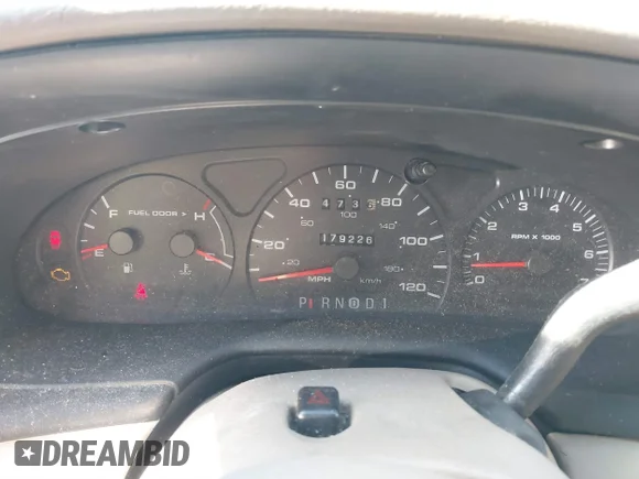 ✅ 2000 Ford Taurus SE Standard • VIN: 1FAFP5821YA156682 • Лот: 39837861. Опубліковано раніше на IAAI з пробігом 179 226 миль. Безкоштовний доступ до архіву аукціонних продажів зі США та докладний звіт про історію автомобіля на DreamBid. Зображення 7.