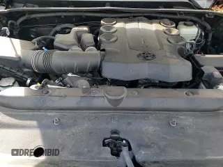 ✅ 2017 Toyota 4Runner SR5 Premium • VIN: JTEBU5JRXH5414386 • Лот: 90694315. Опубликован ранее на Copart с пробегом 124 122 миль. Бесплатный доступ к архиву аукционных продаж из США и подробный отчёт об истории автомобиля на DreamBid. Изображение 13.