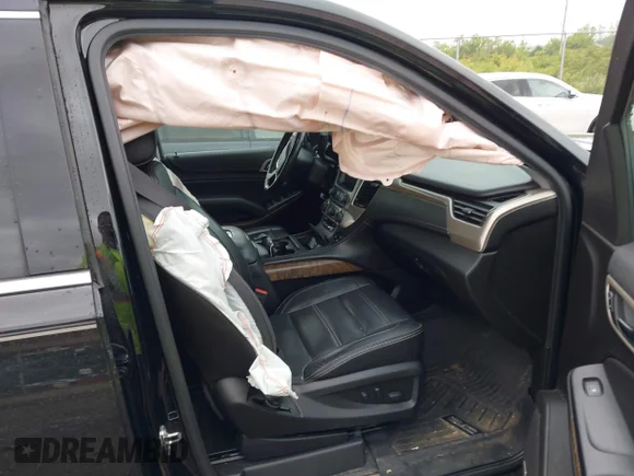 ✅ 2019 GMC Yukon XL Denali • VIN: 1GKS2HKJXKR124464 • Lot: 42365127. Wystawiony na IAAI z przebiegiem 129 587 mil. Bezpłatny archiwum sprzedaży aukcyjnych z USA i szczegółowy raport historii pojazdu na DreamBid. Zdjęcie 5.