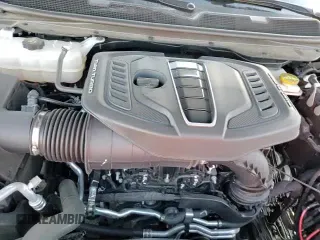 ✅ 2023 Jeep Grand Wagoneer Series III • VIN: 1C4SJSGPXPS551717 • Lot: 84151354. Wystawiony na Copart z przebiegiem 19 221 mil. Bezpłatny archiwum sprzedaży aukcyjnych z USA i szczegółowy raport historii pojazdu na DreamBid. Zdjęcie 14.