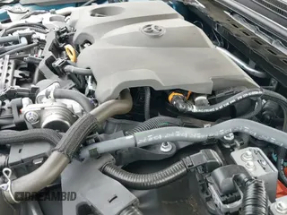 ✅ 2025 Toyota Camry LE • VIN: 4T1DBADK2SU016849 • Lot: 43615978. Listed on IAAI with 4,647 mi. Free auction sales archive from the USA and detailed vehicle history report at DreamBid. Image 21.