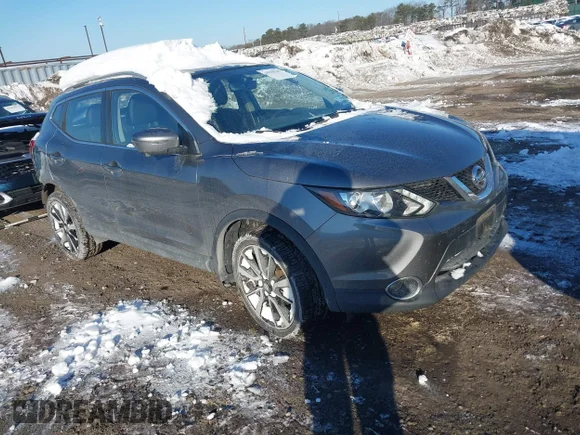 ✅ 2017 Nissan Rogue S • VIN: JN1BJ1CR7HW122162 • Lot: 44258165. Listed on IAAI with 120,393 mi. Free auction sales archive from the USA and detailed vehicle history report at DreamBid. Image 1.