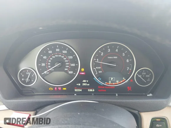 ✅ 2018 BMW 3 Series 330i xDrive • VIN: WBA8D9G58JNU69030 • Lot: 44071290. Wystawiony na IAAI z przebiegiem 92 254 mil. Bezpłatny archiwum sprzedaży aukcyjnych z USA i szczegółowy raport historii pojazdu na DreamBid. Zdjęcie 7.